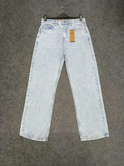 Light blue wash