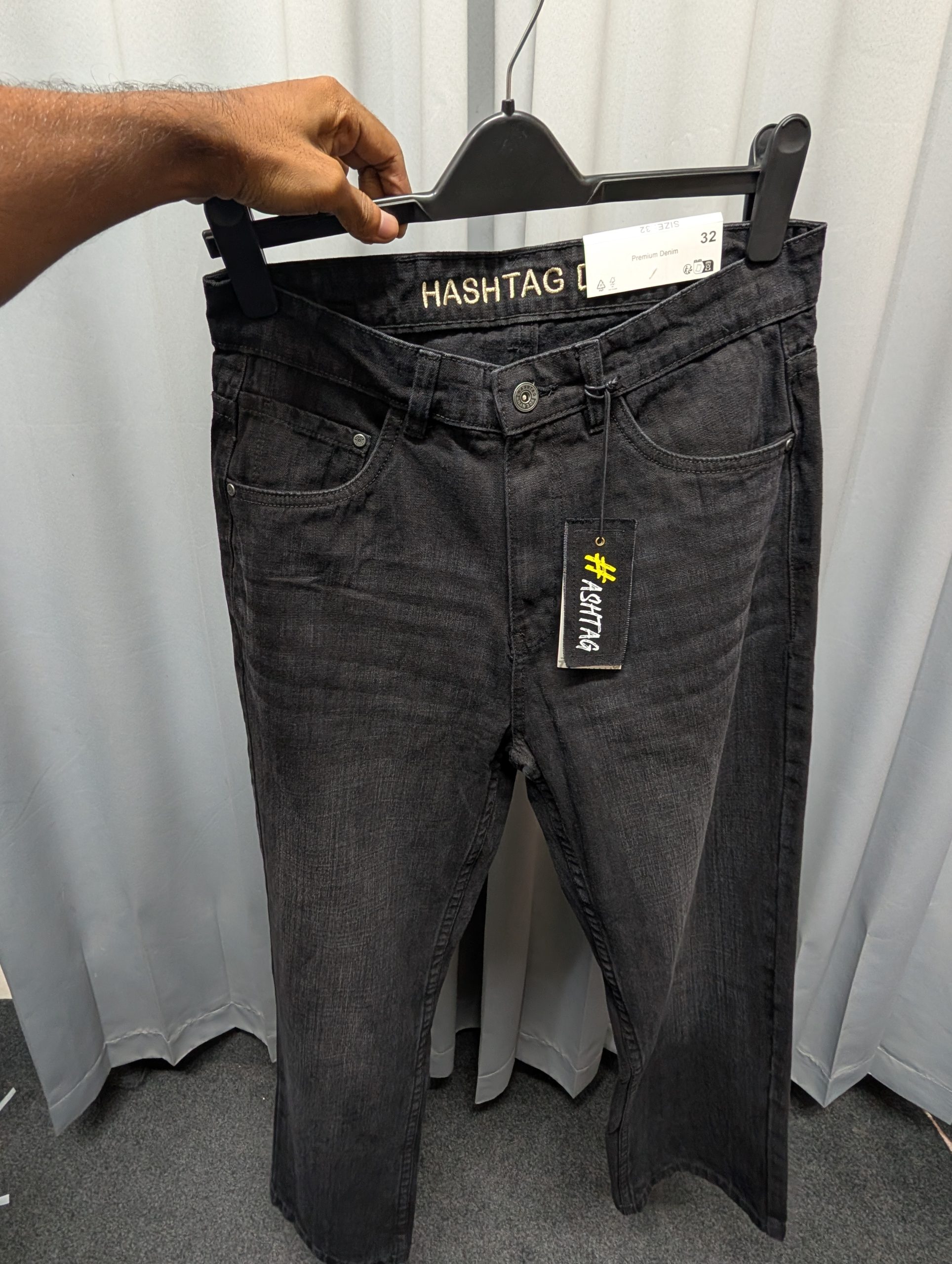 HashTag Semi Baggy Denim Pants Black Wash Price in BD - প্রফেশনাল প্রোডাক্ট ইমেজ ডেসক্রিপশন।